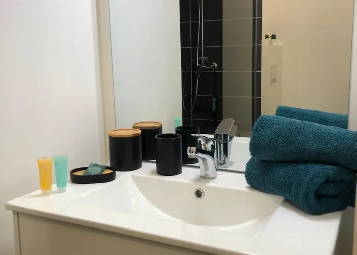 Tennis Et Padel * Agde